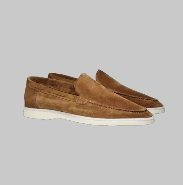 Maximiliaan – Luxe Suède Schoen voor de Moderne Gentleman