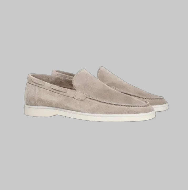 Maximiliaan – Luxe Suède Schoen voor de Moderne Gentleman